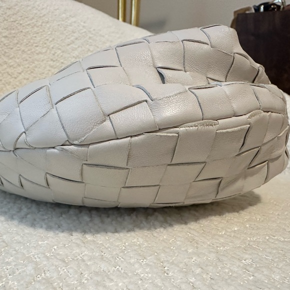 Bottega Veneta Chalk White Woven Bag - Picture 8 of 14